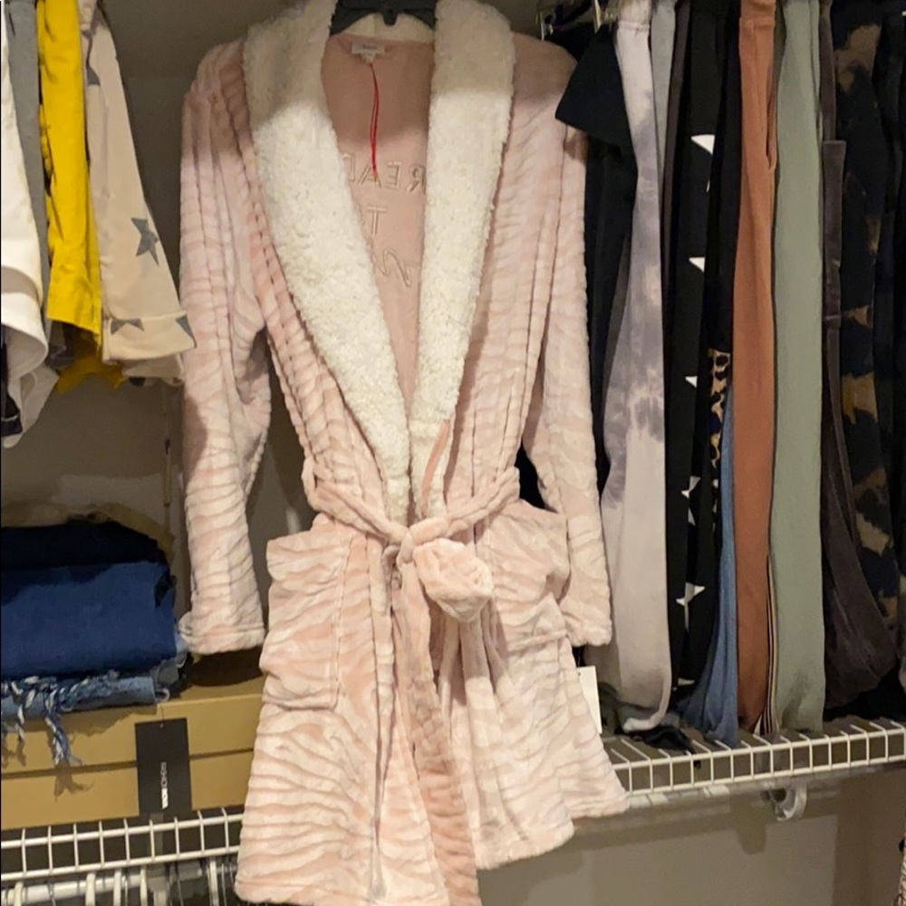 Brand new Jenni Casual Bathrobe